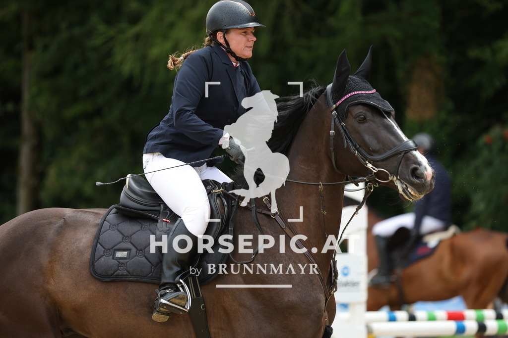 0P6A4228 | Willkommen bei Brunnmayr - Design & Fotografie – Ihrem Spezialisten für Reitturniere und Pferdeveranstaltungen in Oberösterreich, Salzburg und Bayern! Seit über 17 Jahren sind wir leidenschaftlich dabei.
