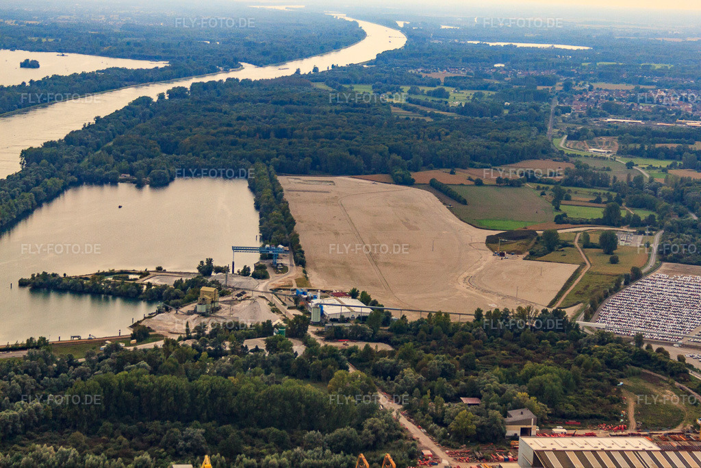 Luftbild: Neubau Rheinhafen Lauterbourg Rhine Terminal in Lauterbourg im Bundesland Bas-Rhin in Frankreich.Foto: IMG_53345.jpg vom 23.09.2012 durch Werner Riehm/FLY-FOTO.deAuflösung des Originals: 4752 x 3168 pxParis Terminal - La solution multimodale de référence