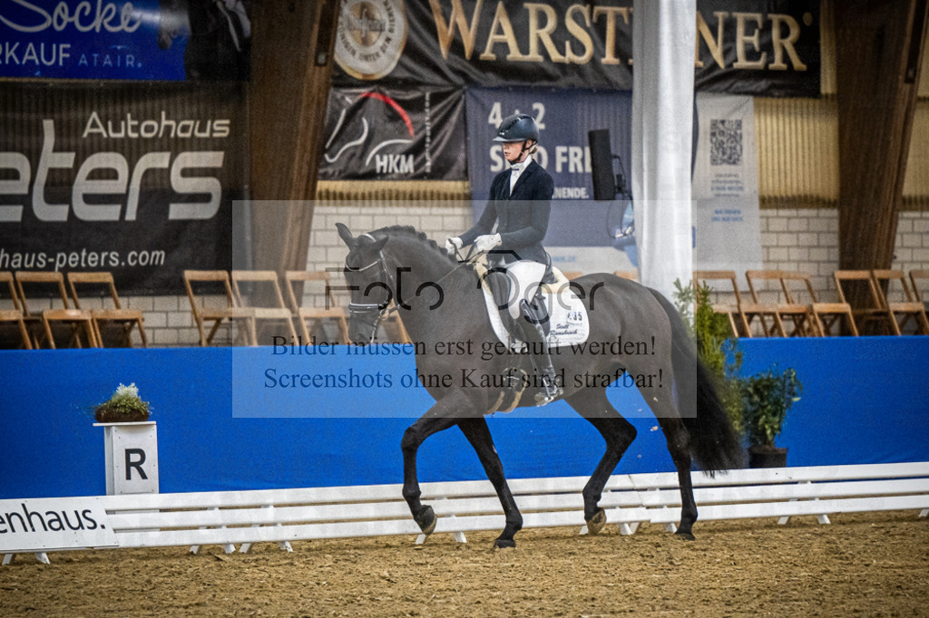 DOS_0049 | Entdecke hochwertige Reitturnierfotos von Foto Oger. Professionell, emotional und authentisch – jetzt Lieblingsmomente im Shop bestellen.Deutschlandweite Turnierfotografie. - Realisiert mit Pictrs.com