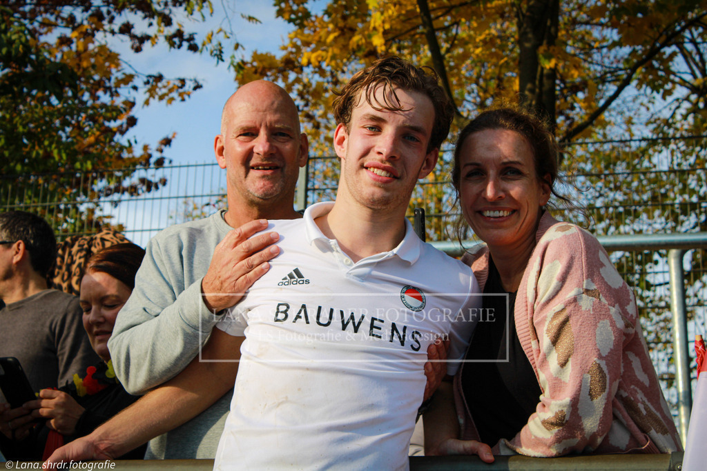 DM22 HALBFINALE RWK-HTCU 22.10.22-01 | lanaschraderfotografie - Realisiert mit Pictrs.com