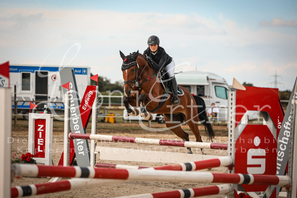 24.FrSpA00067 | Leoni Ertmer Photography - Realisiert mit Pictrs.com