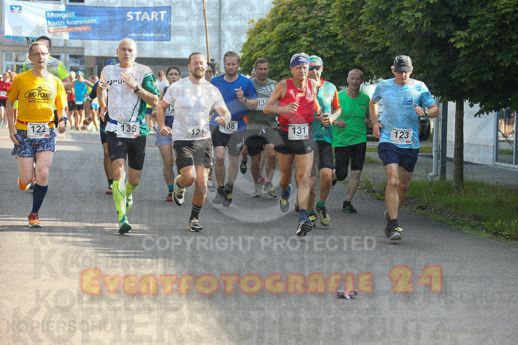 230804_1805_EX1_3659 | Sportfotografie im Rhein-Sieg Kreis, Köln, Bonn, NRW, Rheinland Pfalz, Hessen, etc. Unser Tätigkeitsfeld umfasst den Laufsport vom Volkslauf über den Marathon, Duathlon, Triathon bis zum Ultralauf wie Kölnpfad Ultra oder Schindertrail.