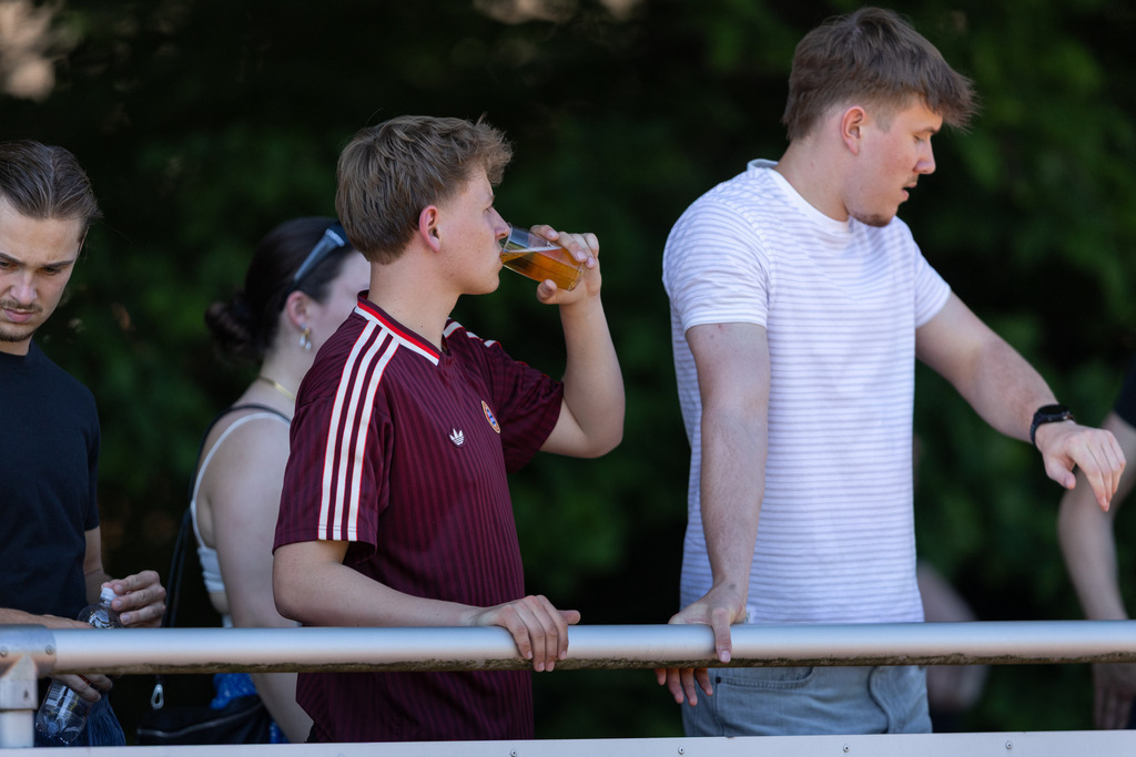 Fußball I Männer I 40. Pfingscup Hollage I 13389 | realhellocedii - Realisiert mit Pictrs.com