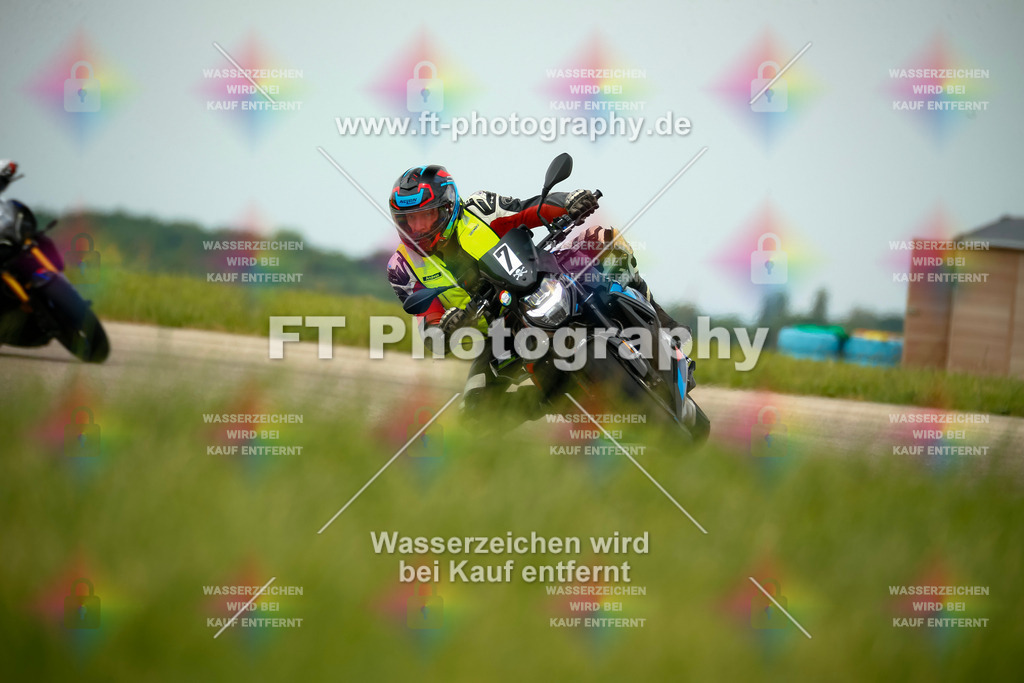 _MOT1789 | Hier findet Ihr Bilder von Touristenfahrten auf der Nürburgring Nordschleife oder von anderen Veranstaltungen die ich besucht habe. Viel Spass beim Durch Schauen 