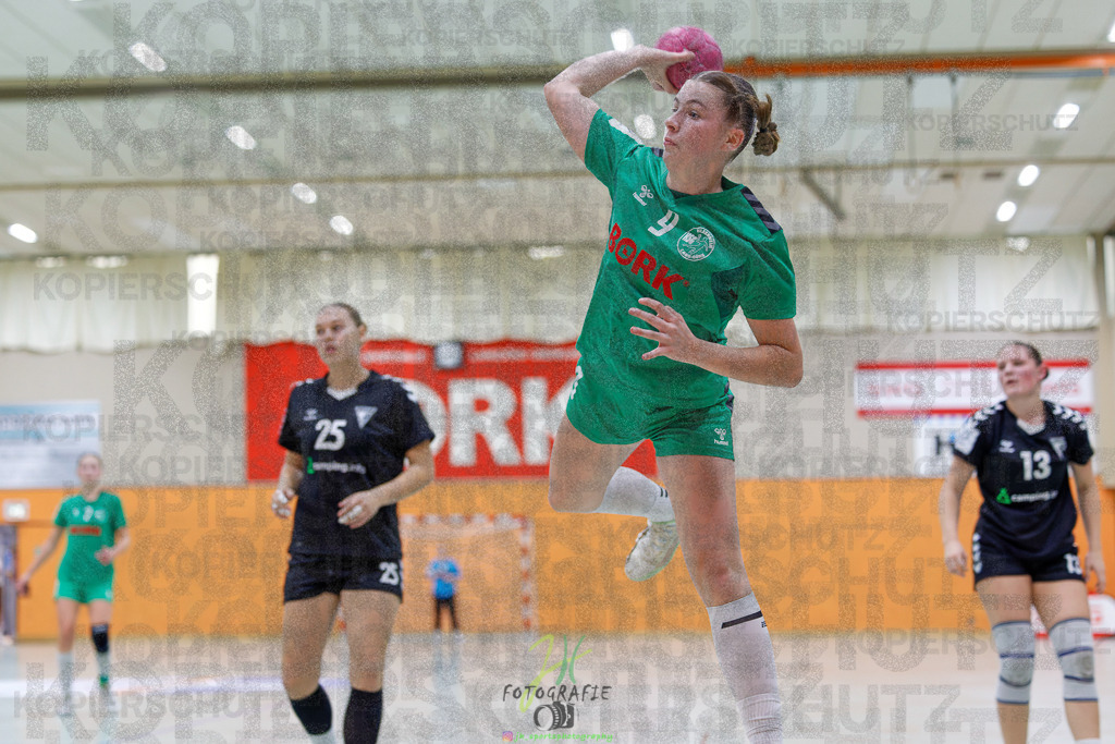 2024-10-19_144 | Jugendbundesliga B-Jugend weiblich; HSG Kleenheim/Langgöns - Longericher SC am 19.10.2024 in Oberkleen (Weidig-Halle) - Realisiert mit Pictrs.com