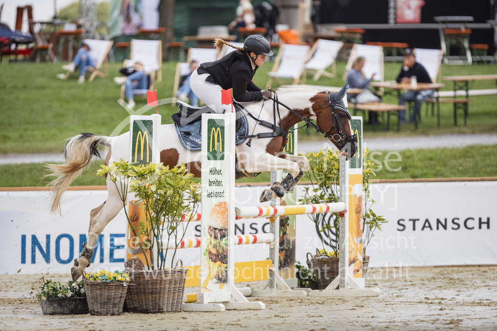 230728_BHO_A1-Stil-1-184 | Deine schönsten Turniermomente als professionelle Fotos! Entdecke hochwertige Pferdesport-Fotografie im Online-Shop. Jetzt Fotos finden & bestellen!