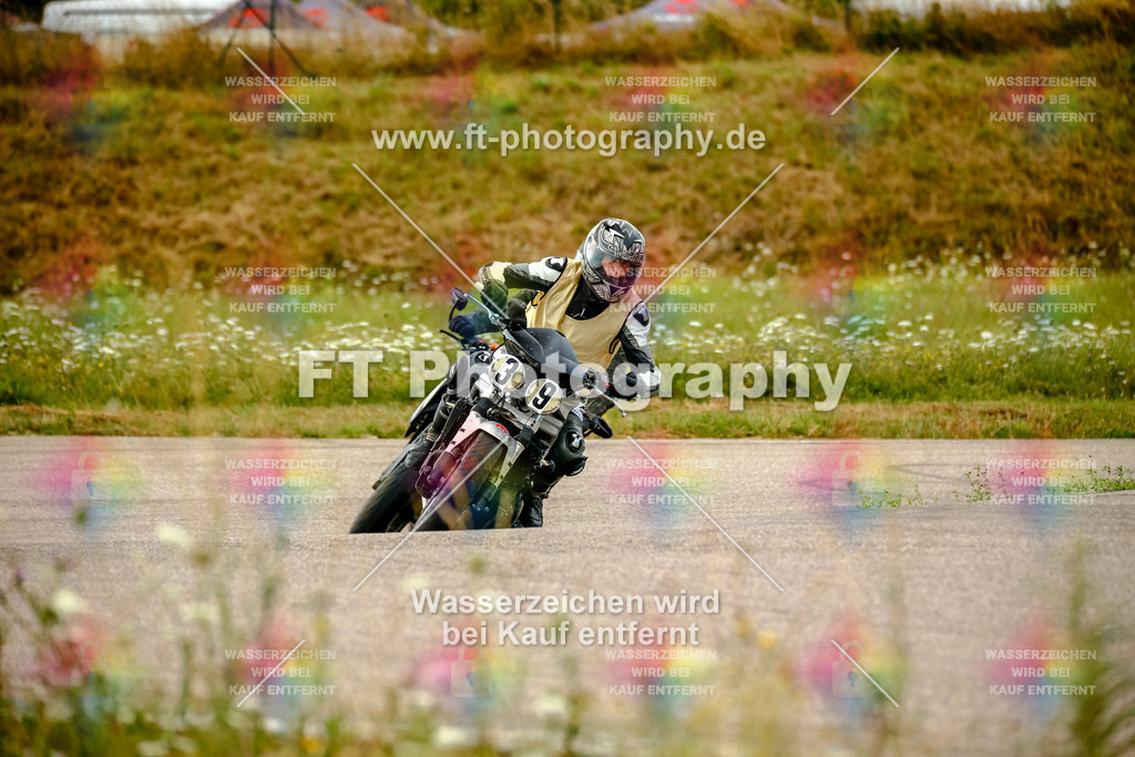 Chambley Juli-0954 | Hier findet Ihr Bilder von Touristenfahrten auf der Nürburgring Nordschleife oder von anderen Veranstaltungen die ich besucht habe. Viel Spass beim Durch Schauen 