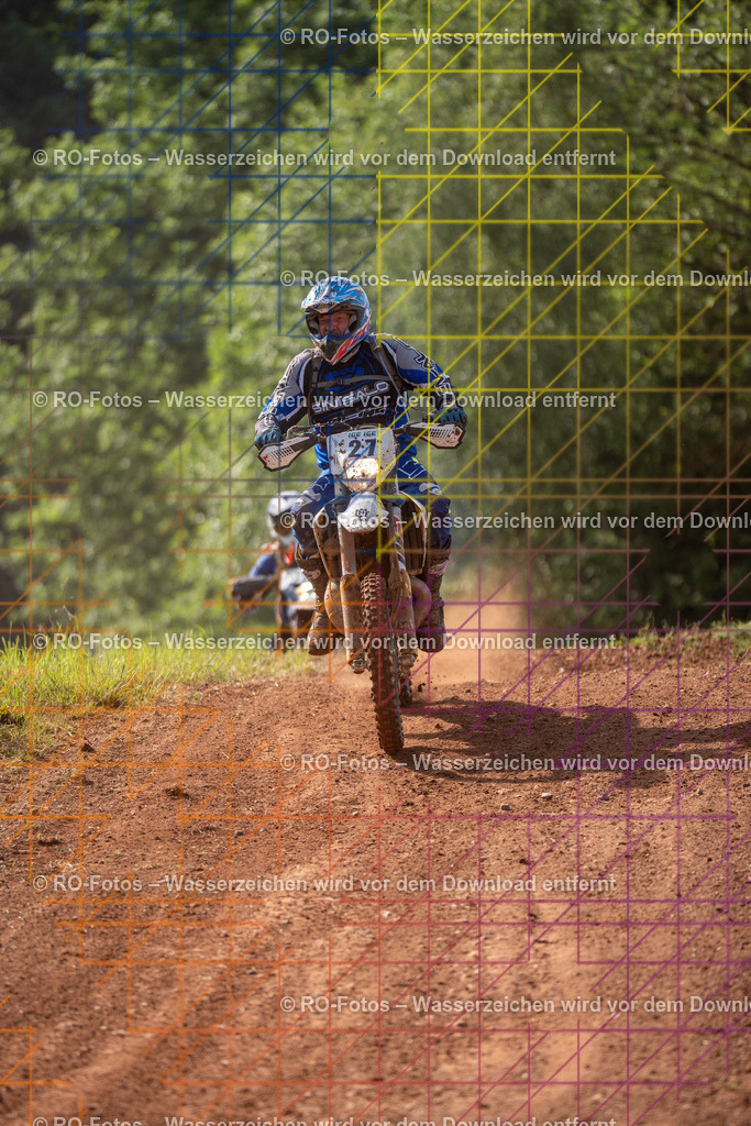 Wolfshausen 4 Lauf -516 | Sportfotografie von RO-Fotos: Motorsport, Motocross, Enduro, Laufveranstaltungen und Triathlon. Professionelle Fotos von Sportlern und Events. - Realisiert mit Pictrs.com