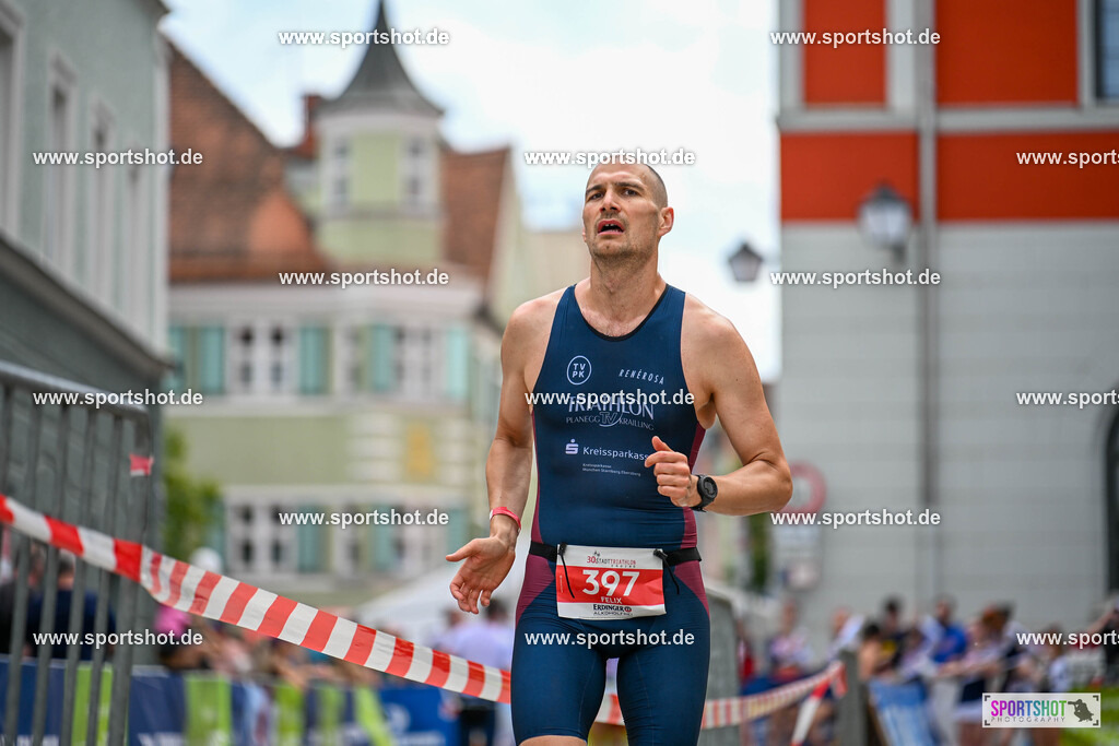 SZI_8252 | Stadttriathlon Erding 2025. #yourpictrs #sportshot_your_pictrs @Sportshotphotography #stadttriathlonerding Copyright: www.sportshot.de