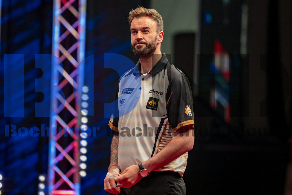 PDC European Darts Open 2024 | {headline}(Foto: Sebastian Sendlak / BOND) - Realisiert mit Pictrs.com