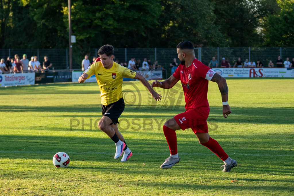 SSV Schwäbisch Hall vs. SG Sonnenhof Großaspach, Fussball, WFV-Pokal, 3. Runde, 11.08.2026 | Lorenz Ender (SG Sonnenhof Großaspach, #17),SSV Schwäbisch Hall vs. SG Sonnenhof Großaspach, Fussball, WFV-Pokal, 3. Runde, 11.08.2026