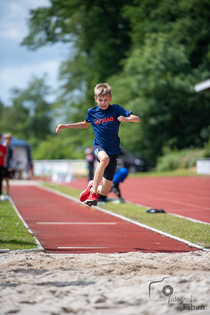 Tennis Wiefelstede Frauen | Leichtathletik in Westerstede am 09.06.2024 in Westerstrede (Hössensportanlage), Photo: Philip Eiben 2024 - Realisiert mit Pictrs.com