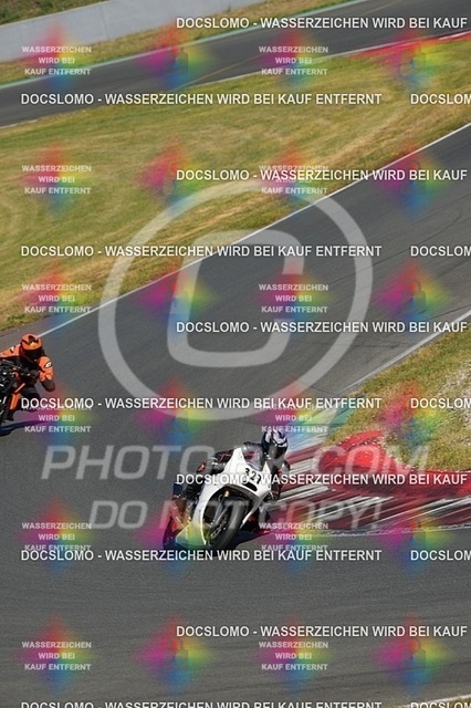 2025_08_31_PBK_35646 | Sportfotografie; SlowMotion; Video; Rennstrecke; Hafeneger; RSE; Speer; Trackday; Motorsportarena; Hockenheimring; Brno; Most; Barcelona; Valencia, Benny; Kaetzmer;