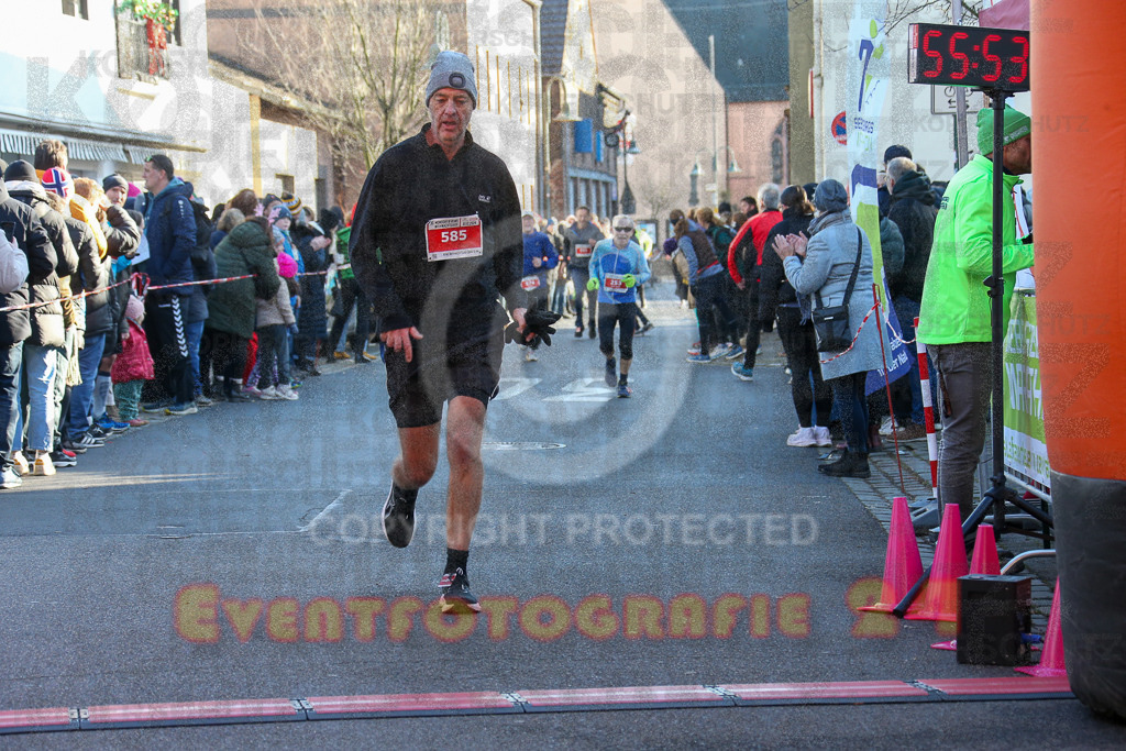 241201_1232_EX1_2548 | Sportfotografie im Rhein-Sieg Kreis, Köln, Bonn, NRW, Rheinland Pfalz, Hessen, etc. Unser Tätigkeitsfeld umfasst den Laufsport vom Volkslauf über den Marathon, Duathlon, Triathon bis zum Ultralauf wie Kölnpfad Ultra oder Schindertrail.