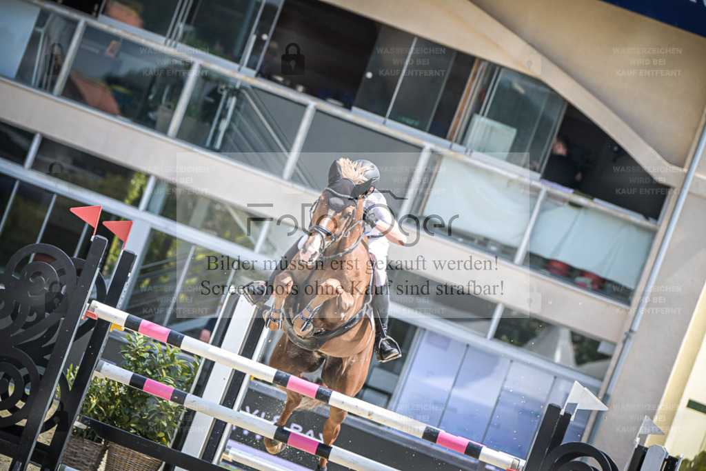 DOS_4798 | Entdecke hochwertige Reitturnierfotos von Foto Oger. Professionell, emotional und authentisch – jetzt Lieblingsmomente im Shop bestellen. - Realisiert mit Pictrs.com