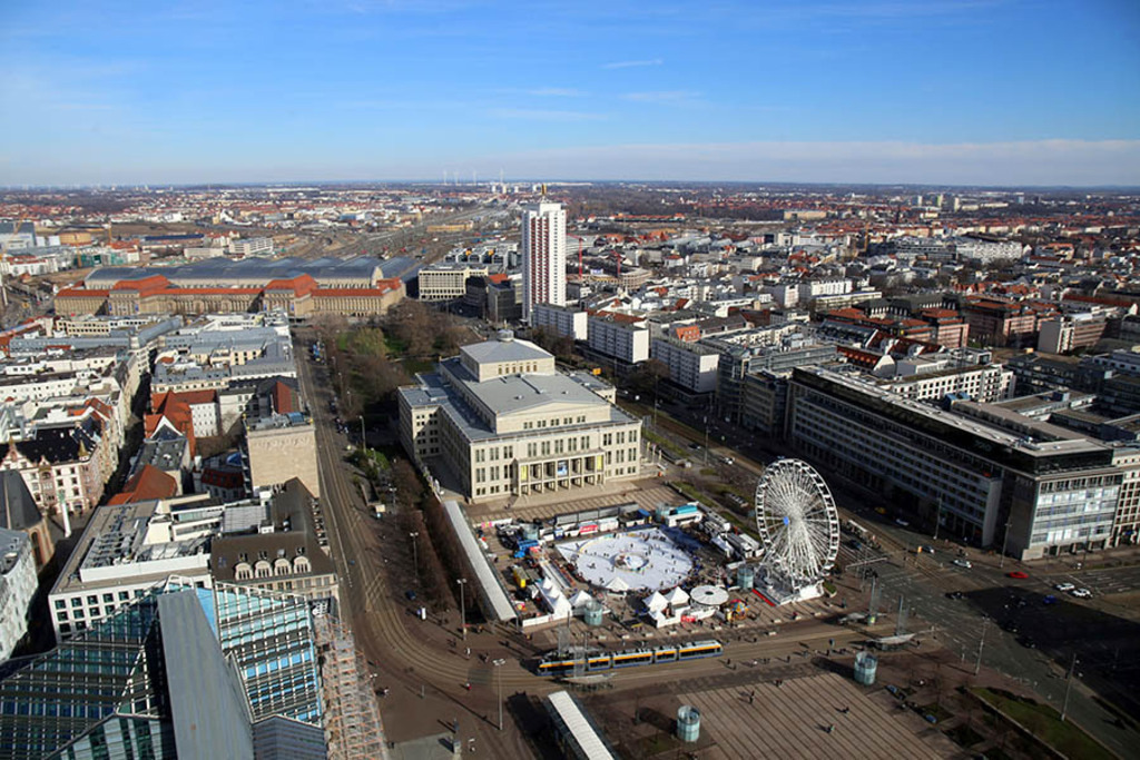 Foto: Leipzig - Leipziger Eistraum | Das Team hinter BILDLEXIKON LEIPZIG bündelt historische wie aktuelle Informationen über die Stadt Leipzig in Text und Bild auf einer Plattform und stellt diese der interessierten Öffentlichkeit zur Verfügung.