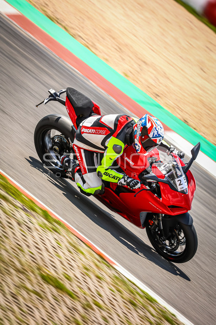 0025-240624_NR-044_25 | Deine Full-Service-Agentur für ✔️Videoproduktionen und ✔️Motorsportfotografie Jetzt Angebot anfragen!