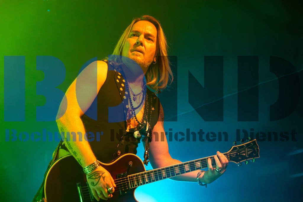 SES_NURDIO20250102-63 | bond - Realisiert mit Pictrs.com