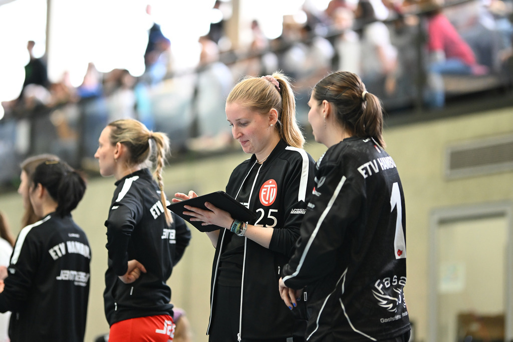 Floorball I Frauen I Saison 2023-2024 I 1. Frauen Floorball-Bundesliga I Playoffs 3. Spieltag I ETV Lady Piranhhas Hamburg - Dümptener Füchse | Der Sportfotograf. - Realisiert mit Pictrs.com