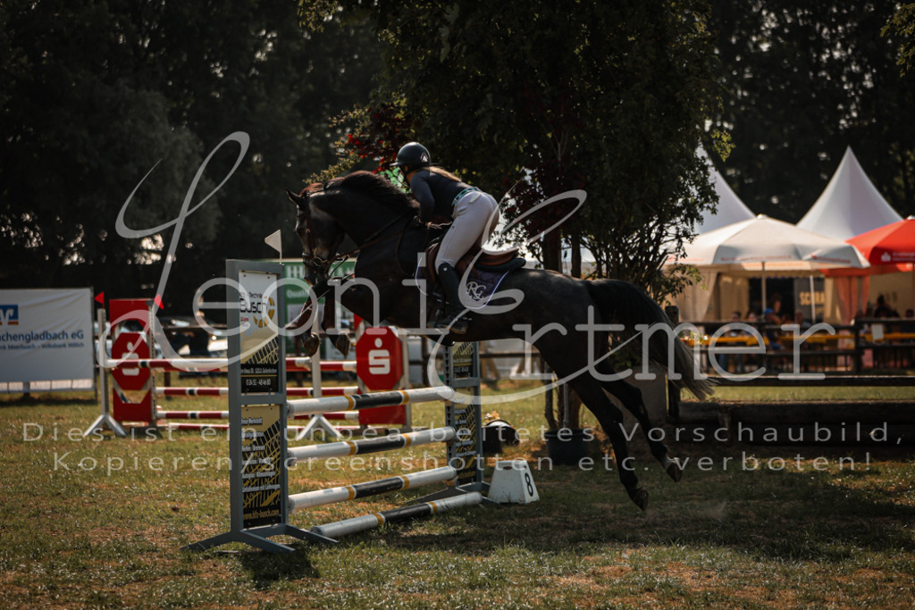 13.FrPfA00014 | Leoni Ertmer Photography - Realisiert mit Pictrs.com