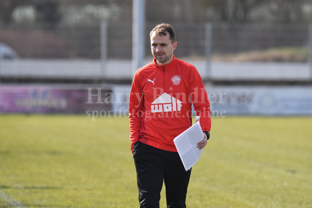 SpVgg Plattling : FC Künzing | Johannes Wittenzellner (Trainer SpVgg Plattling) - Realisiert mit Pictrs.com