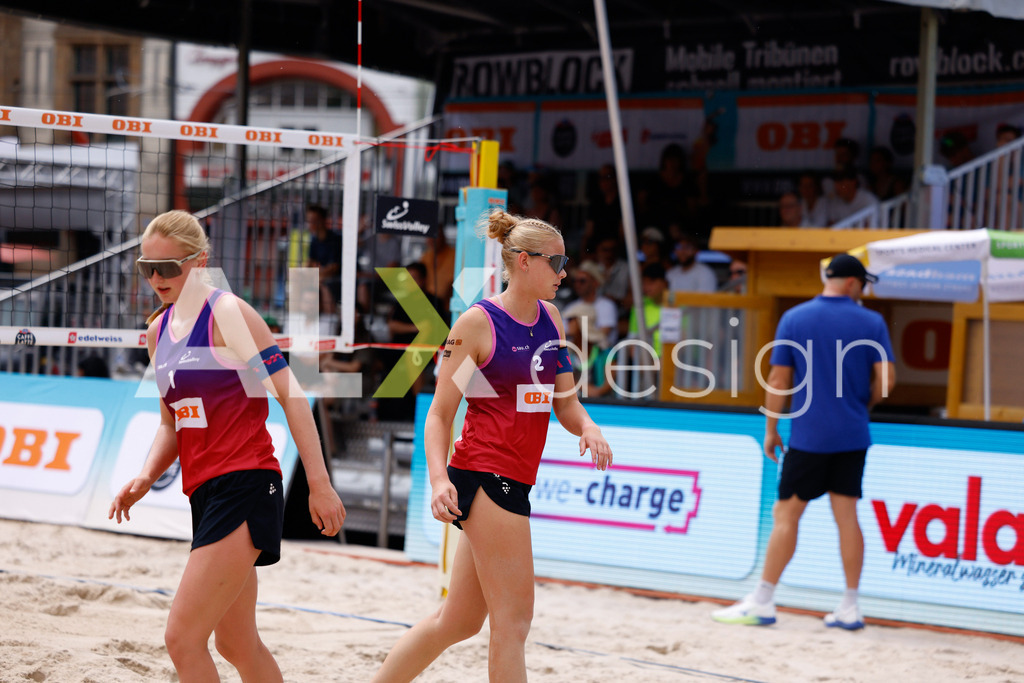 Obi BeachTour 2026 - Basel | BASEL, SWITZERLAND - JULY 17: NOEMI EUGSTER (SUI) and ANJA GÄHWILER (SUI) during the Obi BeachTour 2026 match between FLÜCKIGER / DEMIERRE (SUI) and EUGSTER / GÄHWILER (SUI) at Barfüsserplatz on July 17, 2026 in Basel, Switzerland. - Realisiert mit Pictrs.com