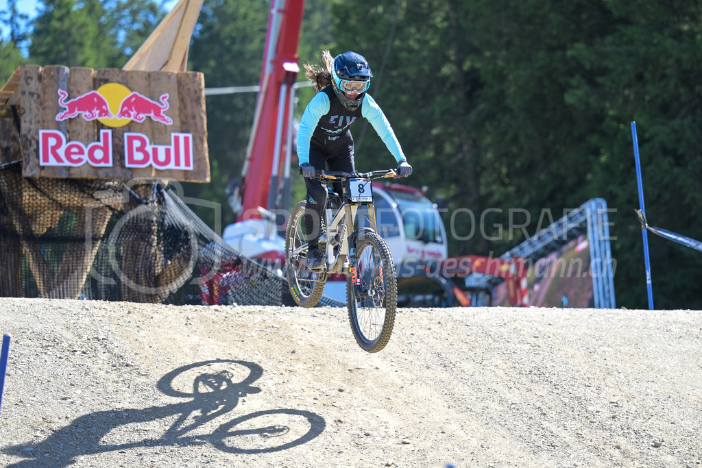 UCI Mountain Bike World Cup Lenzerheide 2022 - Downhill - 9. July 2022 | UCI Mountain Bike World Cup Lenzerheide 2022 - Downhill
Bike Kingdom, Lenzerheide
Bild: Sportfotografie Markus Aeschimann | www.markus-aeschimann.ch - Realisiert mit Pictrs.com
