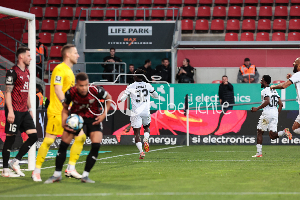 FC Ingolstadt - SV Waldhof Mannheim | Jubel nach dem Tor zum 0-1 durch Kennedy Onyedika OKPALA (SVW #32) / Treffer / Torschuetze / Freude / Happy