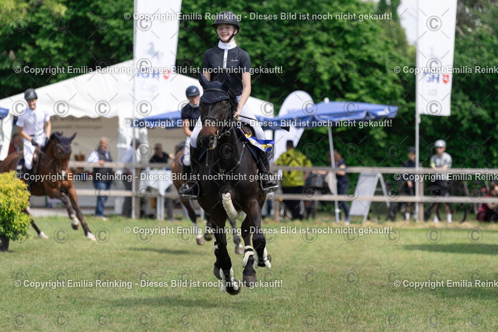 CL5A3761 | Emilia Reinking Fotografie - Realisiert mit Pictrs.com