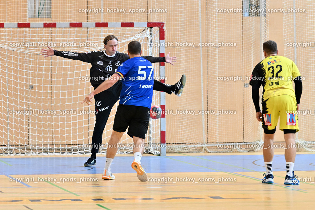 SC Ferlach vs. Bregenz Handball | #46 KROISS Jan Bregenz Handball, #32 KOTAR Matic Bregenz Handball, #57 LEBAN Patrik SC Ferlach, SC Ferlach vs. Bregenz Handball, SC Ferlach vs. Bregenz Handball am 28.09.2024 in Ferlach (Ballspielhalle Ferlach), Austria, (Photo by Bernd Stefan)