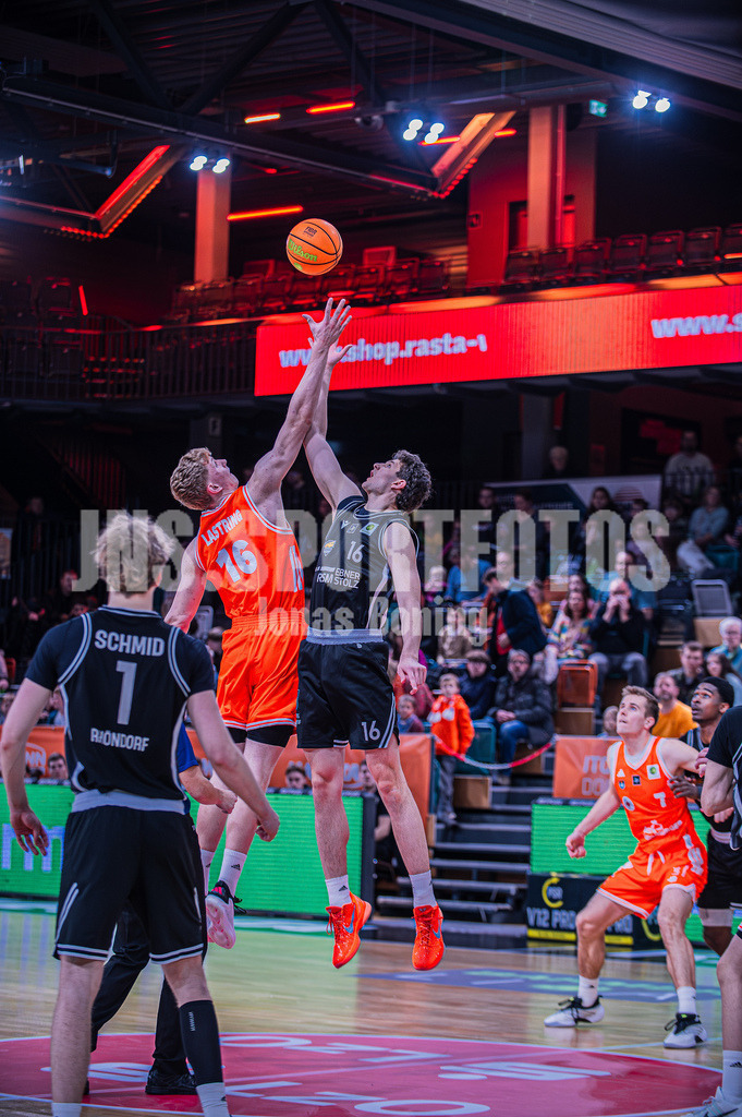 Rasta-13 | jns.sportfotos - Realisiert mit Pictrs.com