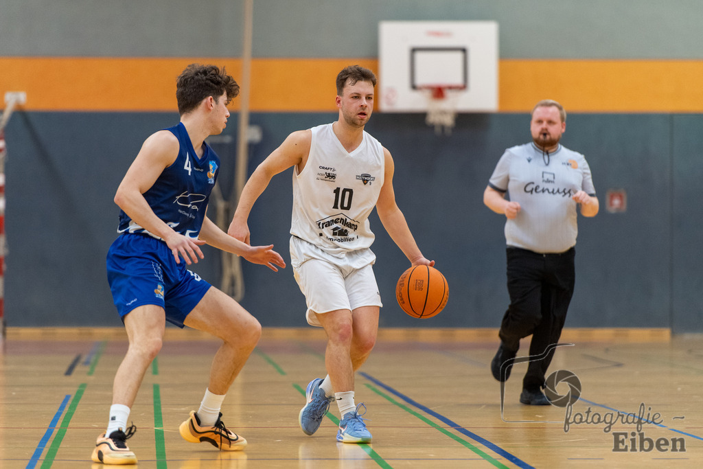 Wattworms Edewecht-Lions Ofenerdiek | Wattworms Edewecht (weiß)-Lions Ofenerdiek (blau) am 22.02.2026 in Edewecht (Heinz-zur-Jührden-Halle); Photo: Philip Eiben 2025 - Realisiert mit Pictrs.com