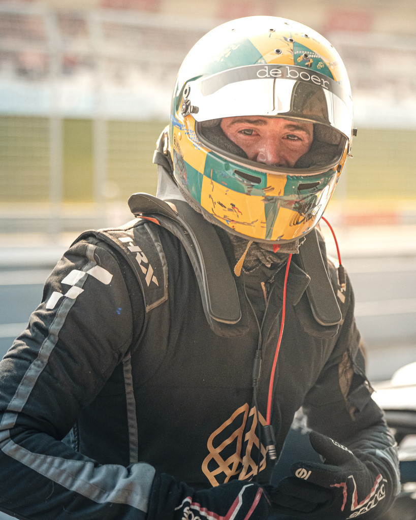 _DSC6614 | Exklusive Motorsport-Fotografie aus Leipzig von TXO Media – für Rennfahrer, Teams & Sponsoren. Sausemuth liefert starke Bilder, die Emotion zeigen. Jetzt buchen & glänzen! - Realisiert mit Pictrs.com