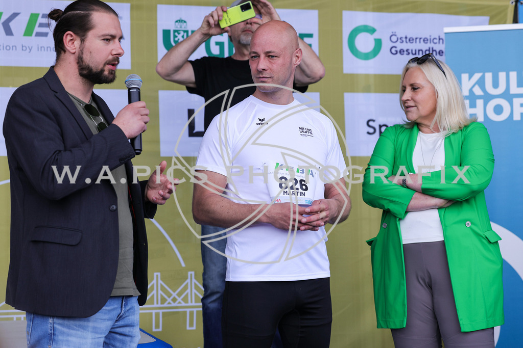 ..... | Int. 3 Brückenlauf Linz, Foto: WAPICS/Binder Manuel