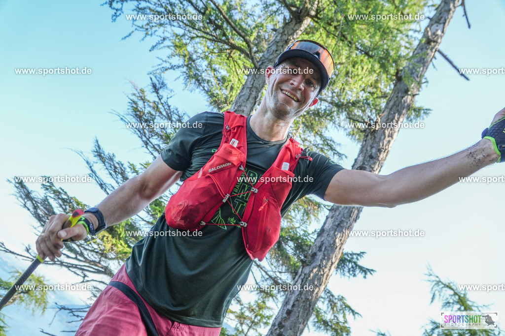 ANI08521 | Rund um das Thema Sport-Event-Fotografie & individuelle Teilnehmerfotos. Jeder Teilnehmer wird fotografiert.