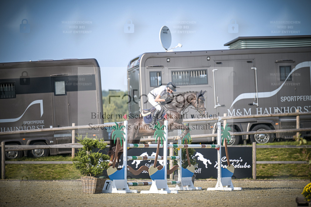 DOS_0754 | Entdecke hochwertige Reitturnierfotos von Foto Oger. Professionell, emotional und authentisch – jetzt Lieblingsmomente im Shop bestellen. - Realisiert mit Pictrs.com