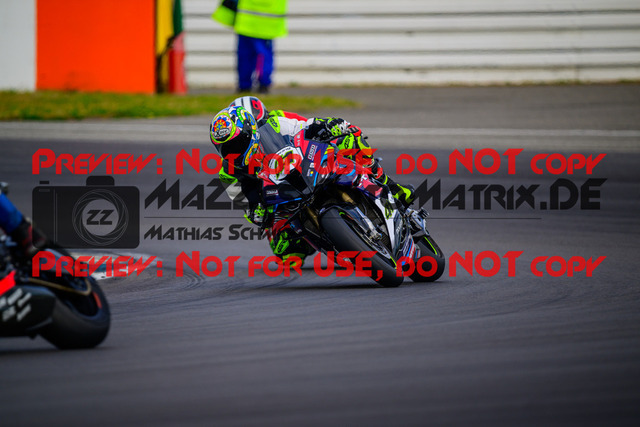 MaZZes_Fotomatrix_20250421_6007705_2377 | WEISS