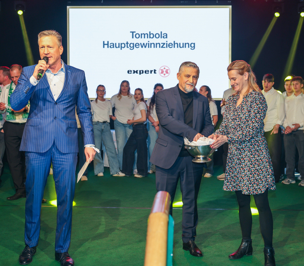 top-top.de250214-279 | Die 3. Weseler SportNacht, die große Sportgala mit Ehrungen der Weseler Sportler des Jahres 2024 findet am Freitag, den 14.02.2025 im Festzelt an der Rheinpromenade statt.Foto: Erwin Pottgiesser