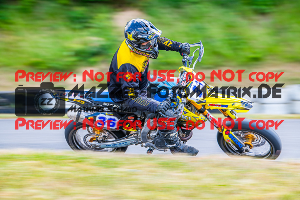 MaZZes_FotoMatrix_220528_5312 | Fotograf Mathias Schmid
Sportfotograf,
Eventfotograf,
Hochzeitsfotograf,
Portraitfotograf