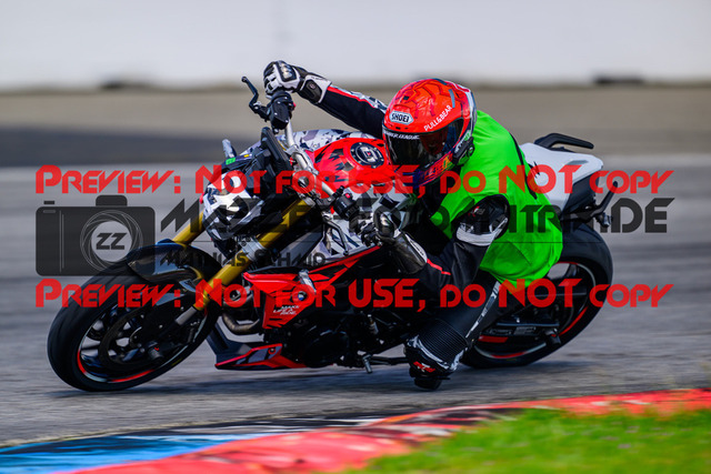 MaZZes_FotoMatrix_240520_6021986_1294 | INST