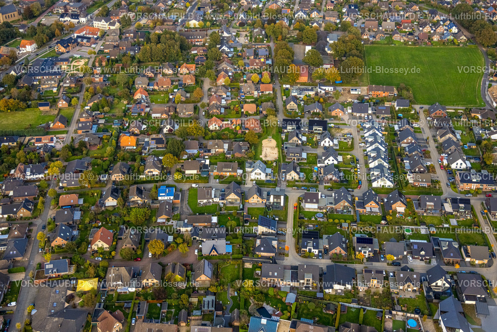 Kranenburg241014888 | Luftbild, Wohngebiet um die Schulstraße, Ortsansicht Ortsteil Nütterden, Kranenburg, Niederrhein, Nordrhein-Westfalen, Deutschland