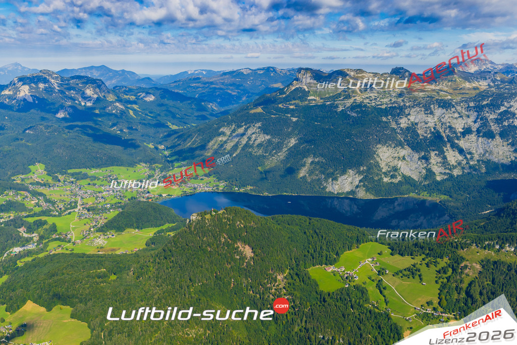 Schrägluftbild  Altausseer See  Altaussee - Das Luftbild wurde 2025 vom UL-Flugzeug heraus erstellt ( keine Drohne ) - Hochauflösende Luftaufnahme -Nicht vergleichbar mit Google Maps oder Satelittenbilder- Die Geschenkidee !Mit Lizenz und Bildrechte bestellbar