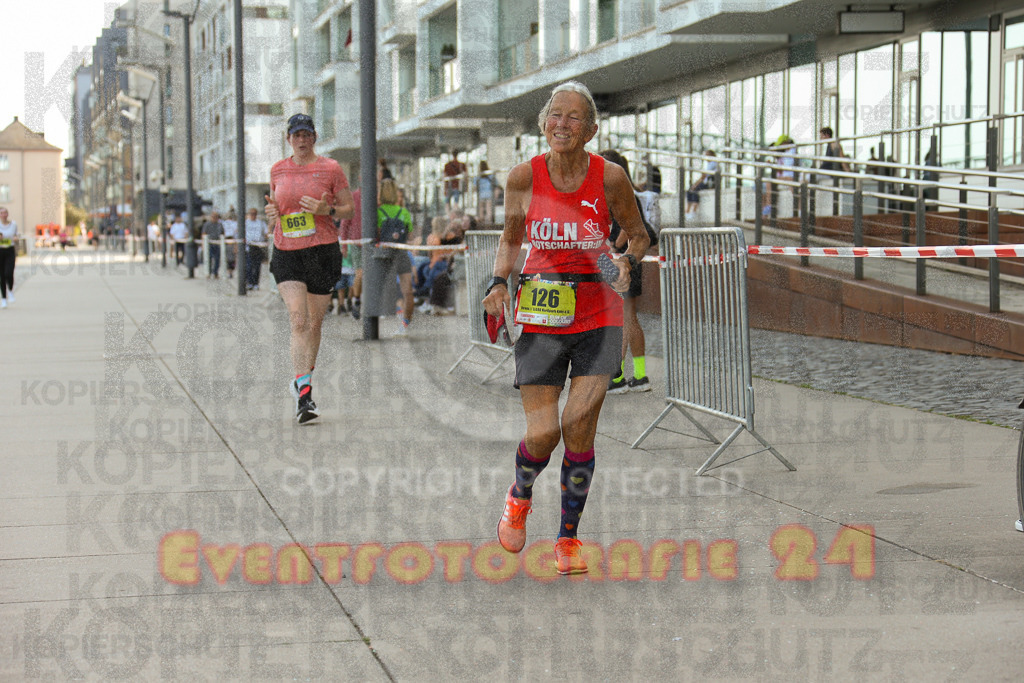 250920_1456_EX1_8315 | Sportfotografie im Rhein-Sieg Kreis, Köln, Bonn, NRW, Rheinland Pfalz, Hessen, etc. Unser Tätigkeitsfeld umfasst den Laufsport vom Volkslauf über den Marathon, Duathlon, Triathon bis zum Ultralauf wie Kölnpfad Ultra oder Schindertrail.