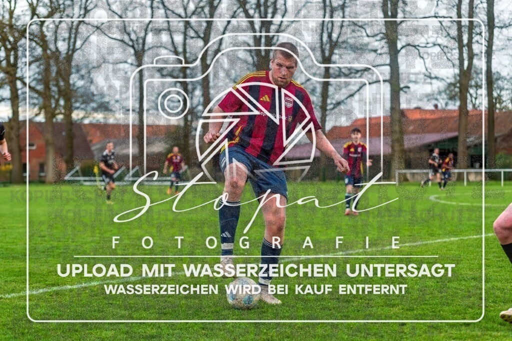 FGFSSGN-1056 | Jan-Alexander Niebuhr (SG Nordheide 3 #13) beim Herren 3. Kreisklasse HK Spiel zwischen FG Fulde-Stellichte II und SG Nordheide III im Fulder Zentralstadion, Fulde (Simon Paul Stopat) - Realisiert mit Pictrs.com
