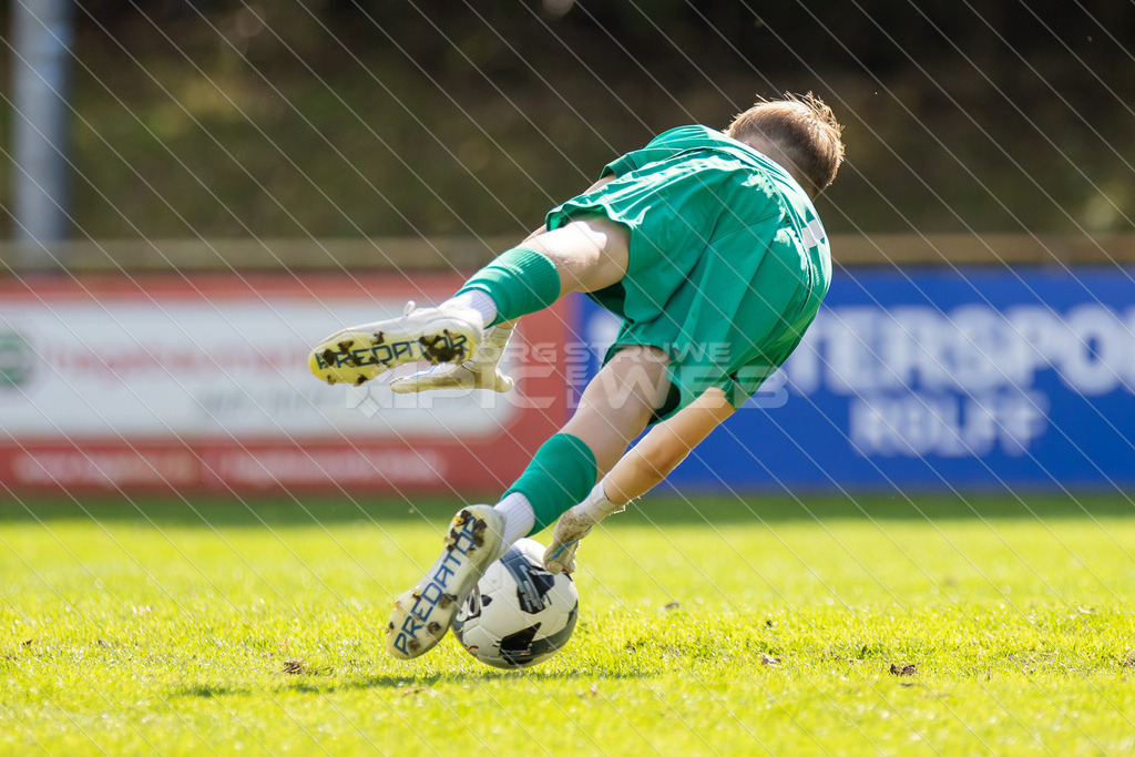 20250920_Picselweb-Fotografie_1R3_0549 | JFV D/A &amp; Stade - VfB Oldenburg0:1 VfB no70:2 VfB no70:3 VfB JFV Eigentor0:4 VfB no70:5 VfB no71:5 JFV no3 Jaric Jimenez-Voss2:5 JFV no9 Janko Sylvester3:5 JFV no16 Damian Elias Mihro Burekovic - Realisiert mit Pictrs.com