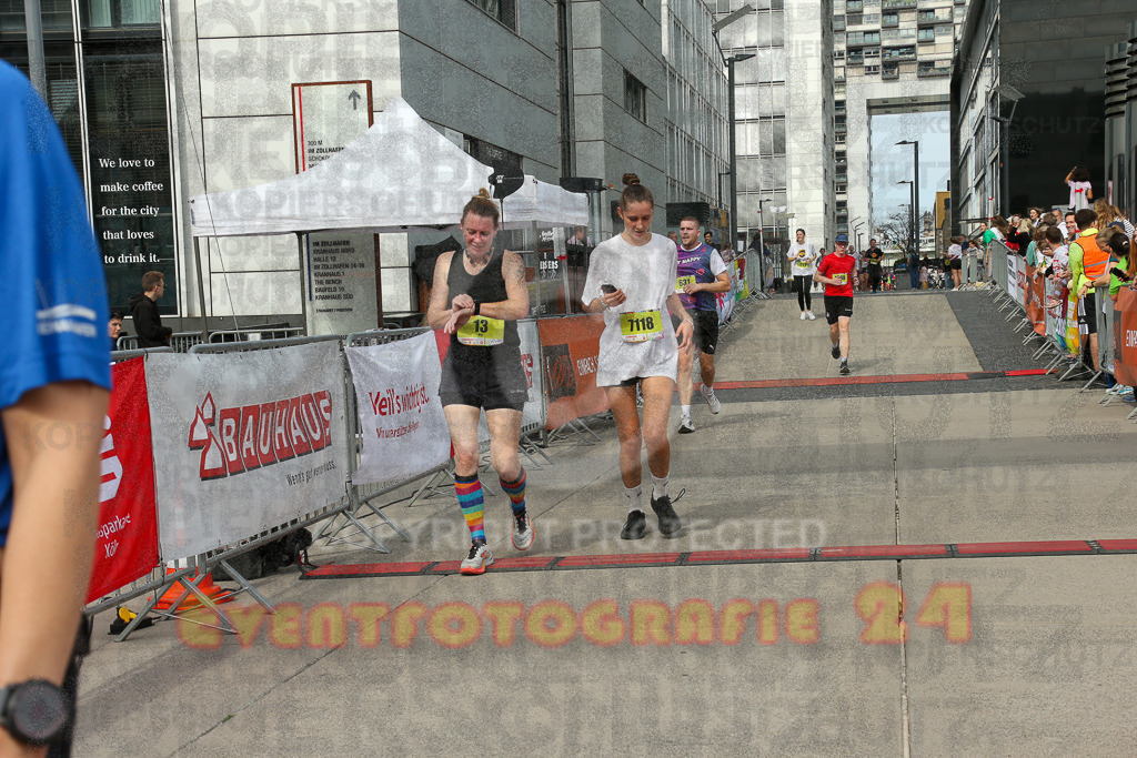 250920_1328_EX1_4854 | Sportfotografie im Rhein-Sieg Kreis, Köln, Bonn, NRW, Rheinland Pfalz, Hessen, etc. Unser Tätigkeitsfeld umfasst den Laufsport vom Volkslauf über den Marathon, Duathlon, Triathon bis zum Ultralauf wie Kölnpfad Ultra oder Schindertrail.