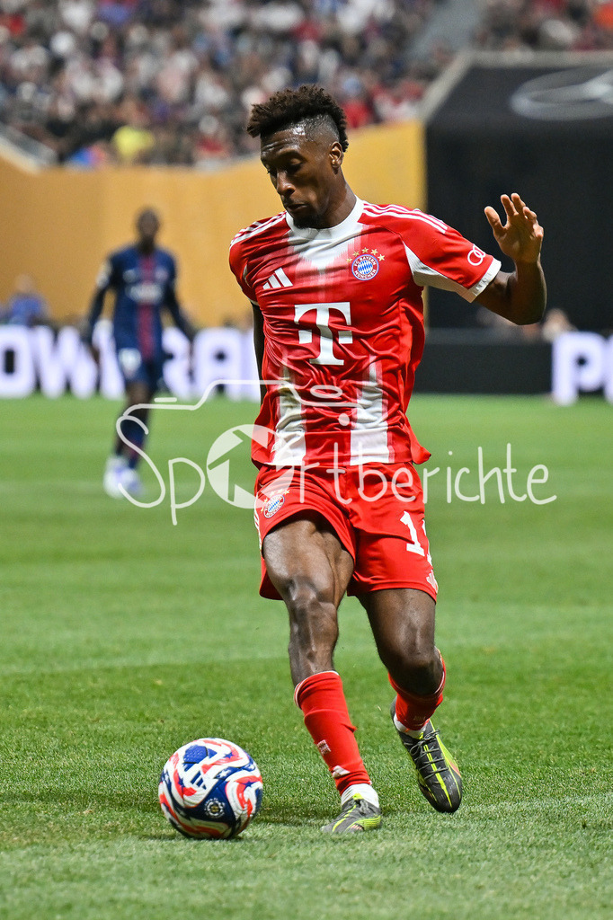 Paris Saint Germain - FC Bayern München | am Ball Kingsley COMAN (FC Bayern Muenchen 11) / Einzelfoto / Freisteller / FIFA Club World Cup: Paris Saint Germain - FC Bayern Muenchen, Mercedes Benz Stadium am 05.07.2025 / NOT FOR SALE IN USA