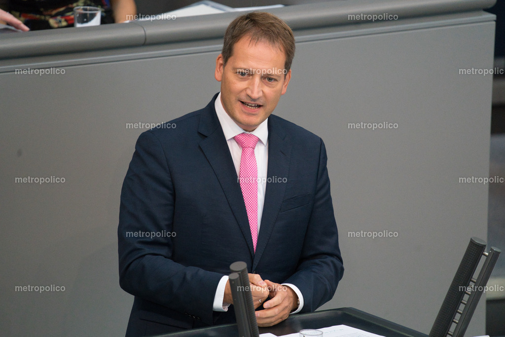 Manuel Höferlin (7) | Metropolico