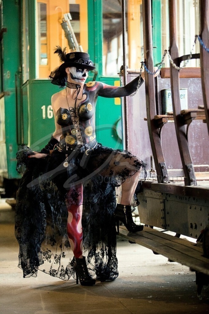 Bodypainting-STEAMPUNK_2586 | #003 | Modell: Skadi | Foto: Alexander Große-Strangmann  - Realisiert mit Pictrs.com