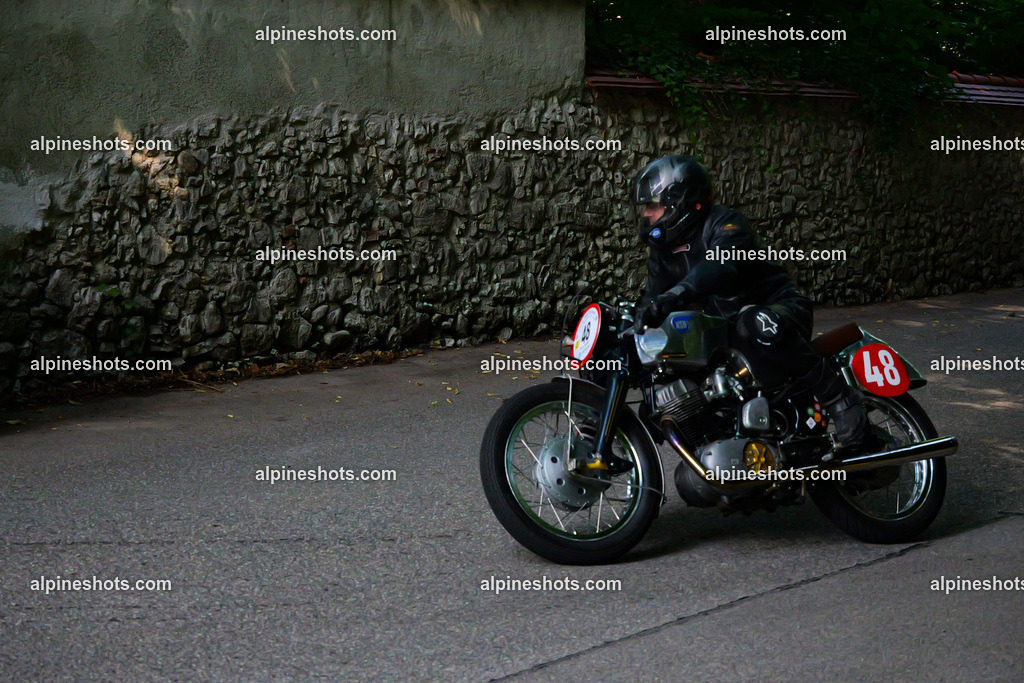 P1015399 | Erleben Sie atemberaubende, hochqualitative Fotos Ihrer Fahrt entlang der malerischen Alpenstraßen. Besuchen Sie alpineshots.com, um professionelle Aufnahmen Ihrer unvergesslichen Reise zu finden und zu kaufen - Realisiert mit Pictrs.com